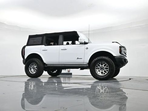 Used 2022 Ford Bronco Outer Banks image 31