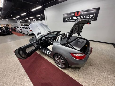 Used 2013 Mercedes-Benz SLK 250 image 54