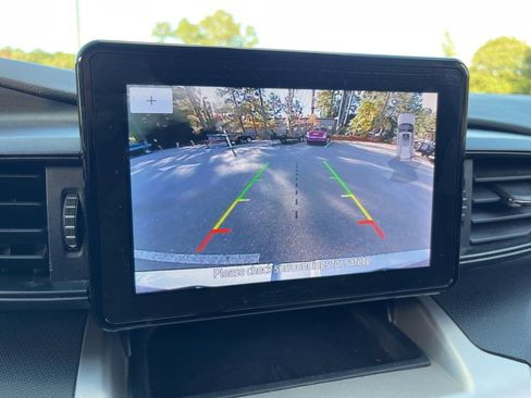 Used 2021 Ford Explorer 2WD image 11