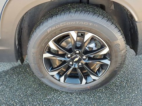 Used 2021 Chevrolet TrailBlazer LT w/ Convenience Package image 12