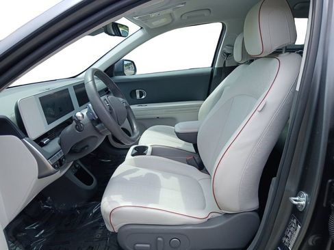 Certified 2023 Hyundai Ioniq 5 SEL w/ Cargo Package RWD image 9