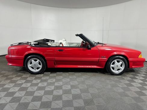 Used 1992 Ford Mustang GT image 12