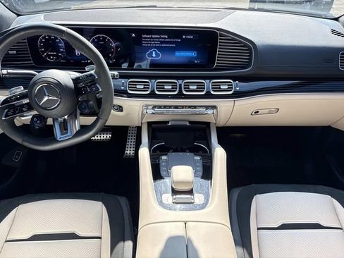 Used 2024 Mercedes-Benz GLE 53 AMG 4MATIC Coupe image 17