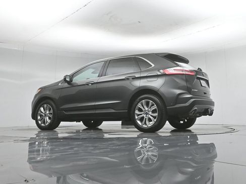 Used 2020 Ford Edge Titanium w/ Equipment Group 301A AWD/4WD image 53