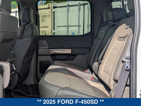 Used 2025 Ford F450 Platinum w/ Platinum Plus Package AWD/4WD image 41