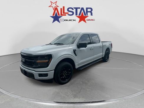 Used 2025 Ford F150 XLT w/ Equipment Group 302A MID RWD image 3
