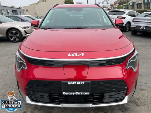 Used 2024 Kia Niro Wind FWD image 2