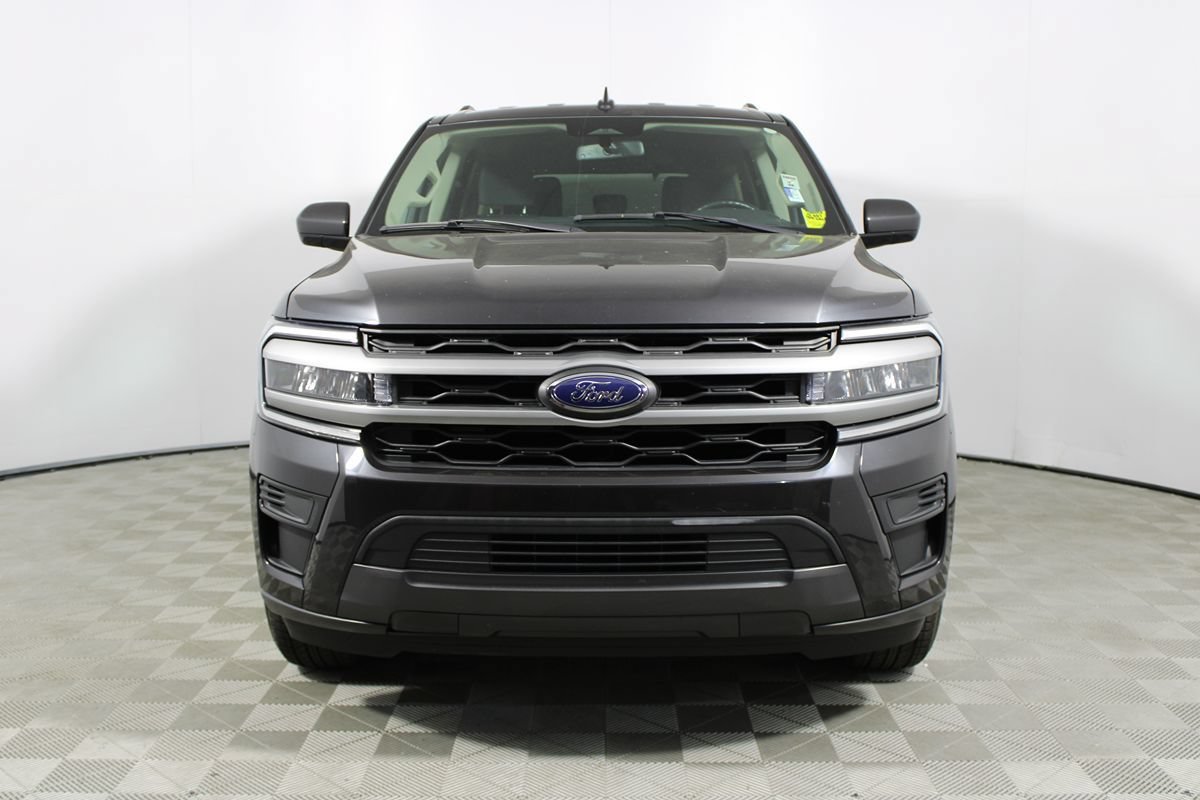 Used 2024 Ford Expedition XLT RWD image 43