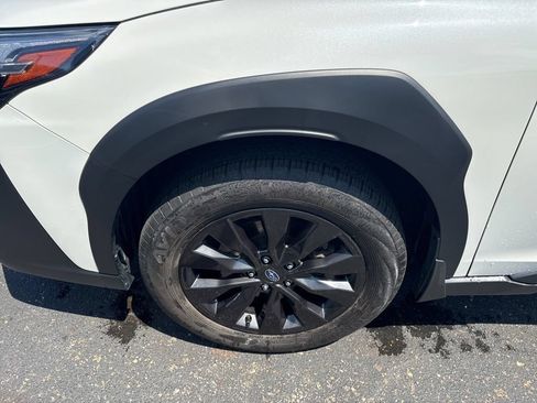 Certified 2025 Subaru Outback Onyx Edition w/ Popular Package #2 AWD/4WD image 7