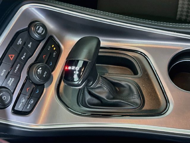 Used 2022 Dodge Challenger R/T Scat Pack RWD image 19