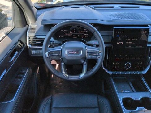 Used 2024 GMC Acadia Elevation FWD image 15