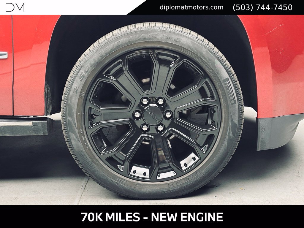 Used 2015 GMC Yukon Denali w/ Premium Package AWD/4WD image 39