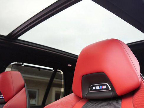 Used 2022 BMW X5 M w/ Competition Package 2 AWD/4WD image 16