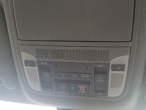 Used 2019 Acura MDX Sport Hybrid w/ Technology Pkg image 10