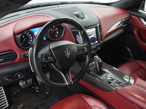 Used 2019 Maserati Levante GTS AWD/4WD image 18