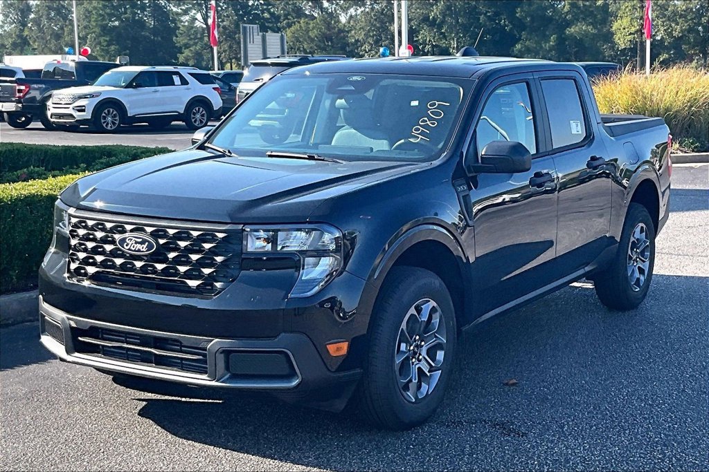 New 2026 Ford Maverick XLT AWD/4WD image 2