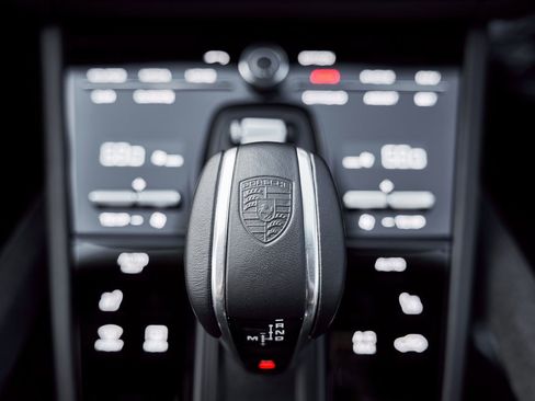 Used 2023 Porsche Cayenne Turbo GT image 79