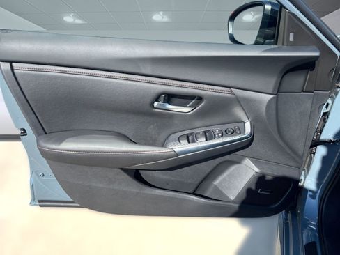 New 2025 Nissan Sentra SR w/ SR Premium Package image 13