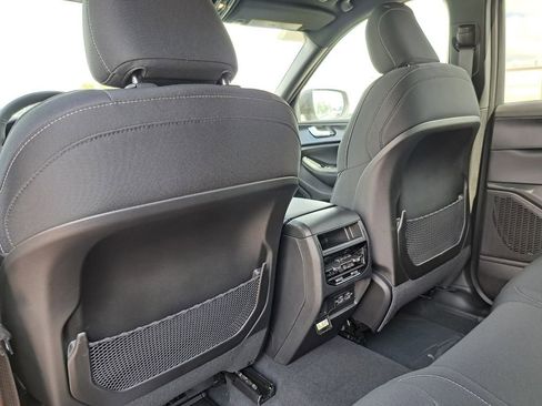 New 2026 Jeep Grand Cherokee Laredo X image 22