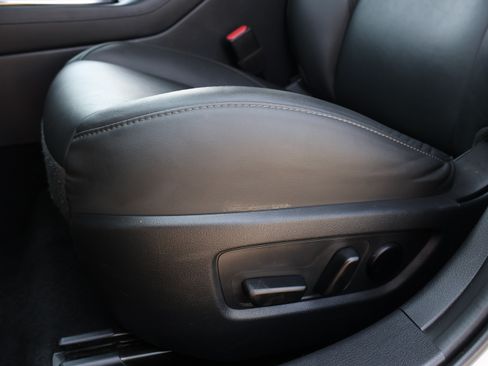 Used 2025 MAZDA CX-30 AWD 2.5 S w/ Preferred Package image 16