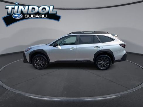 Certified 2025 Subaru Outback Onyx Edition w/ Tech Package 2 AWD/4WD image 5
