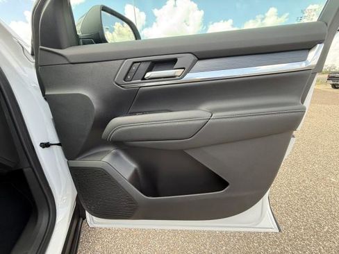 New 2026 GMC Terrain Elevation image 26