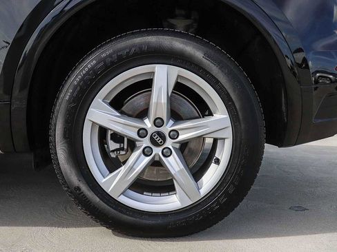 Used 2023 Audi Q5 2.0T Premium w/ Convenience Package AWD/4WD image 13