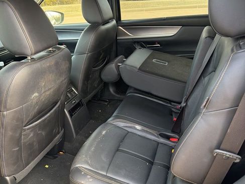 Used 2024 MAZDA CX-90 3.3 Turbo w/ Preferred Plus image 6