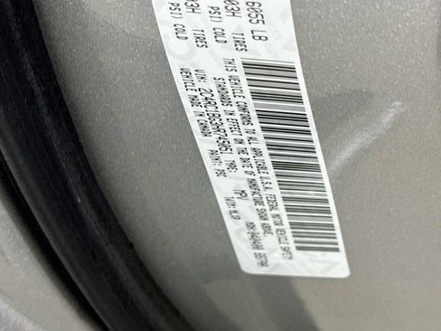 Used 2017 Chrysler Pacifica Touring-L w/ Tire & Wheel Group FWD image 40