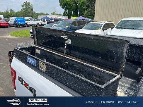 Used 2017 Ford F150 XL w/ Trailer Tow Package w/101A AWD/4WD image 9