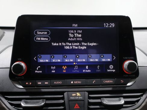 Used 2024 Nissan Altima 2.5 SV image 29