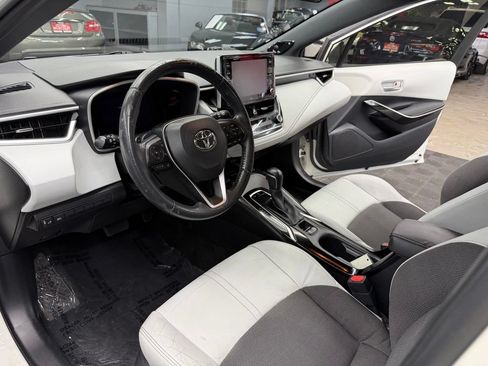 Used 2019 Toyota Corolla XSE FWD image 34