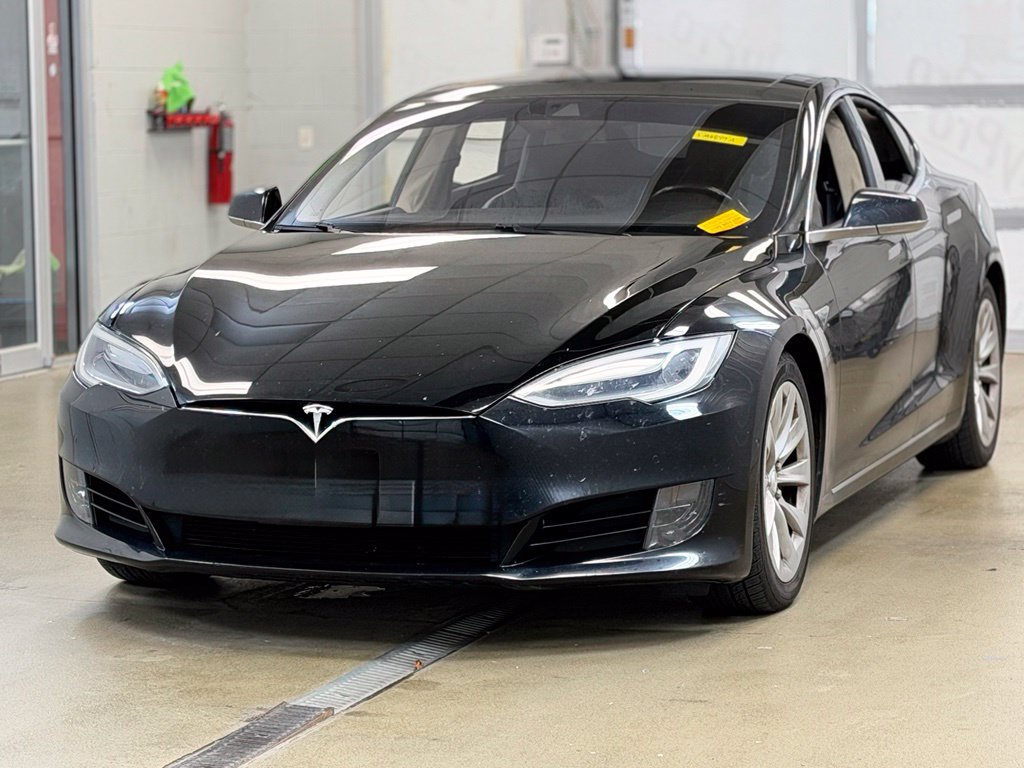 Used 2016 Tesla Model S 70D AWD/4WD image 3