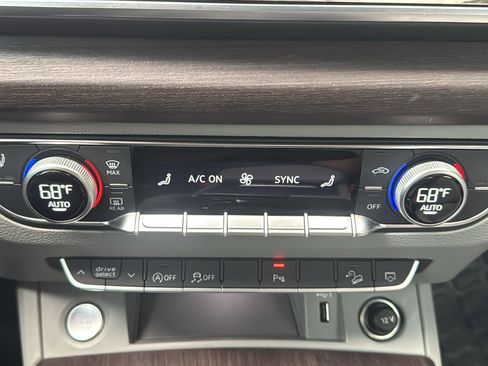 Used 2022 Audi Q5 2.0T Premium w/ Convenience Package image 20