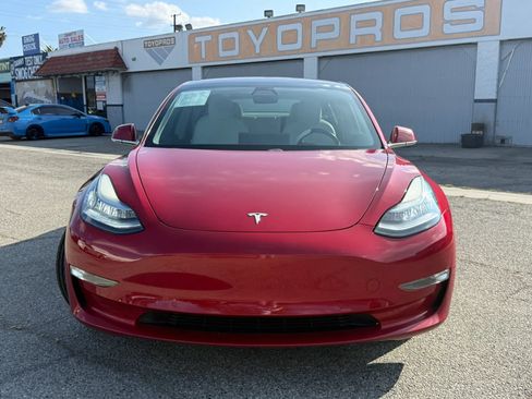 Used 2018 Tesla Model 3 Long Range AWD/4WD image 2