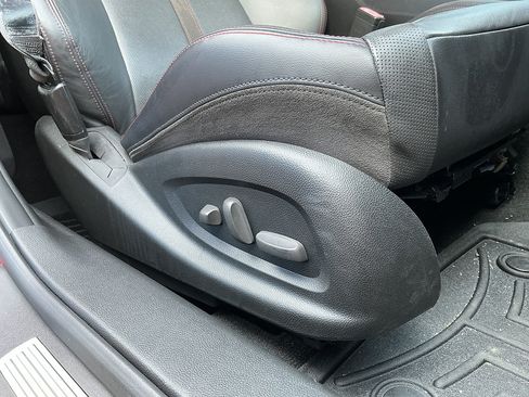 Used 2014 Chevrolet SS RWD image 36