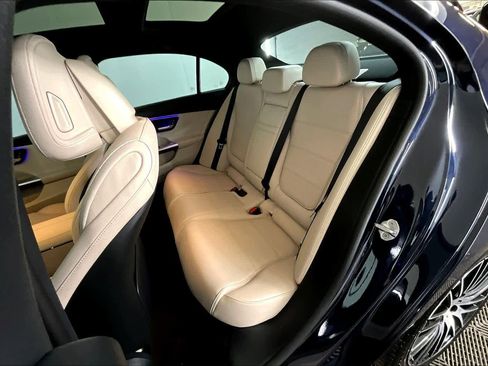 Used 2023 Mercedes-Benz C 300 4MATIC Sedan image 21