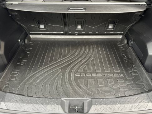 Used 2025 Subaru Crosstrek 2.0i Premium image 19