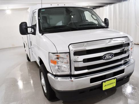 New 2027 Ford E-350 and Econoline 350 Super Duty w/ Power Equipment Group RWD image 4