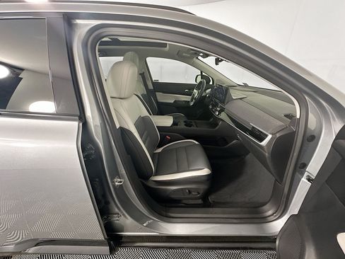 Used 2024 Honda Prologue Touring image 32