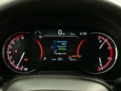 Used 2025 Toyota RAV4 XLE AWD/4WD image 24