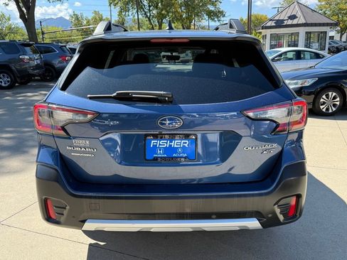 Used 2022 Subaru Outback Limited XT image 4