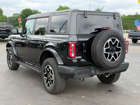 Used 2023 Ford Bronco Outer Banks AWD/4WD image 6