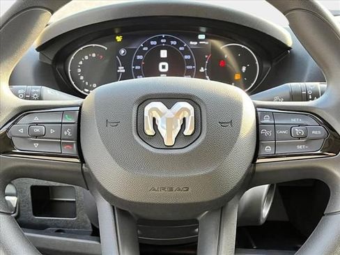 New 2025 RAM ProMaster 2500 w/ Quick Order Package 22G SLT image 13