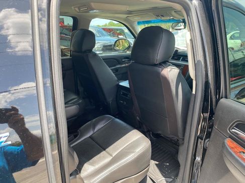Used 2013 Chevrolet Suburban LTZ RWD image 20