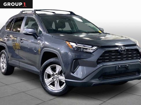 Used 2023 Toyota RAV4 XLE w/ Convenience Package image 3