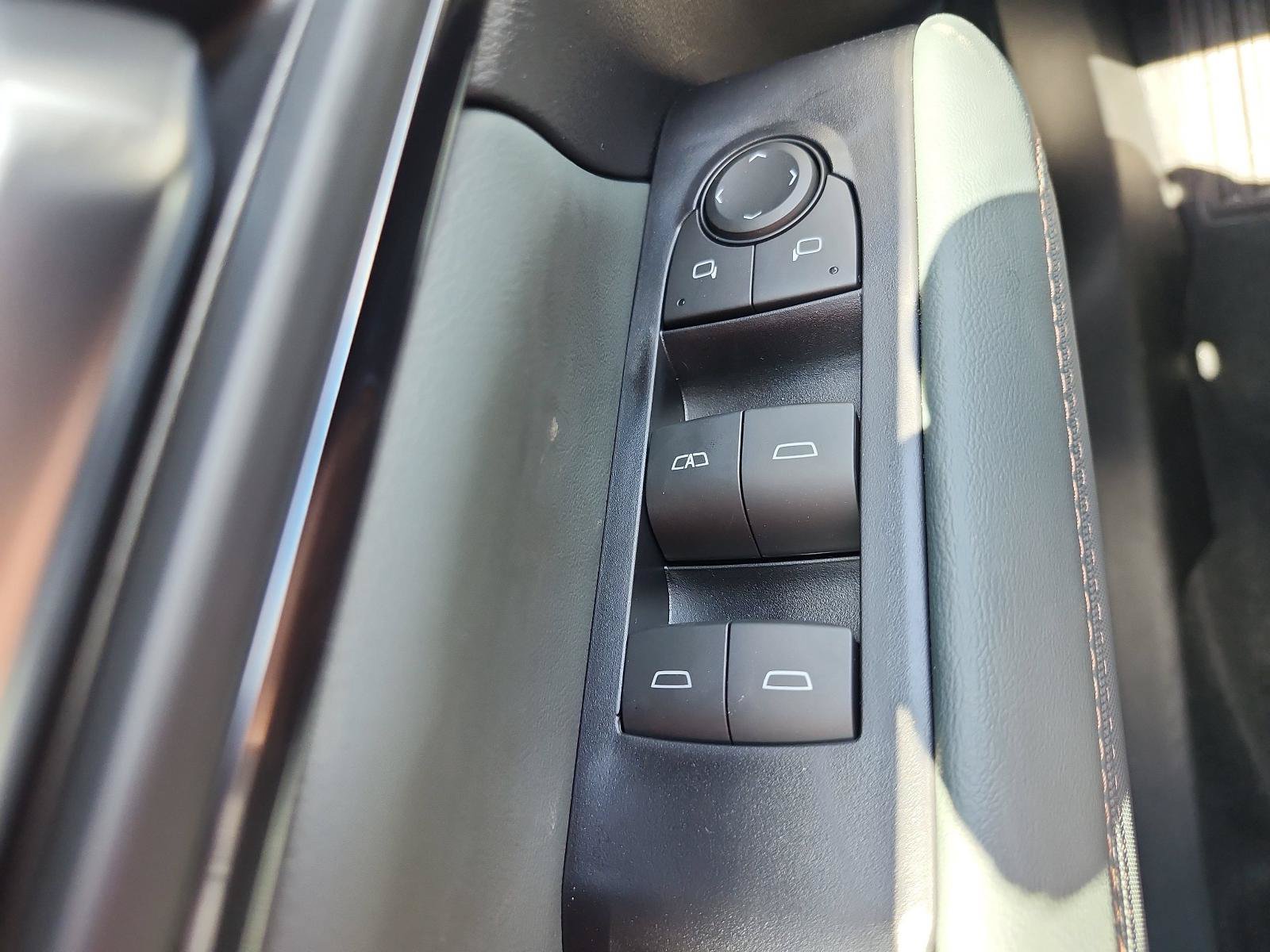 New 2027 GMC Terrain AT4 w/ Convenience Package III AWD/4WD image 16