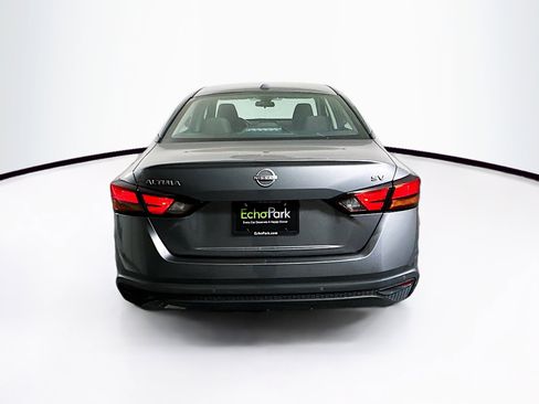 Used 2024 Nissan Altima 2.5 SV image 30