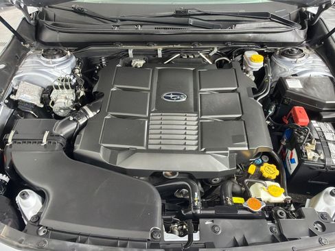 Used 2015 Subaru Outback 3.6R Limited AWD/4WD image 24