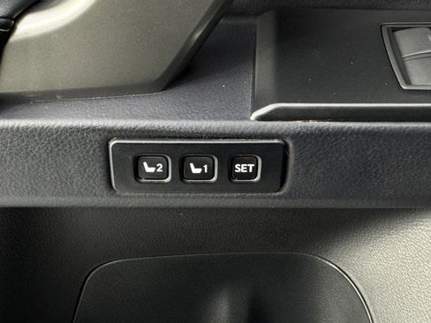 Used 2022 Lexus GX 460 Premium image 18